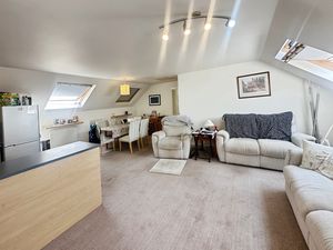 Lounge- click for photo gallery